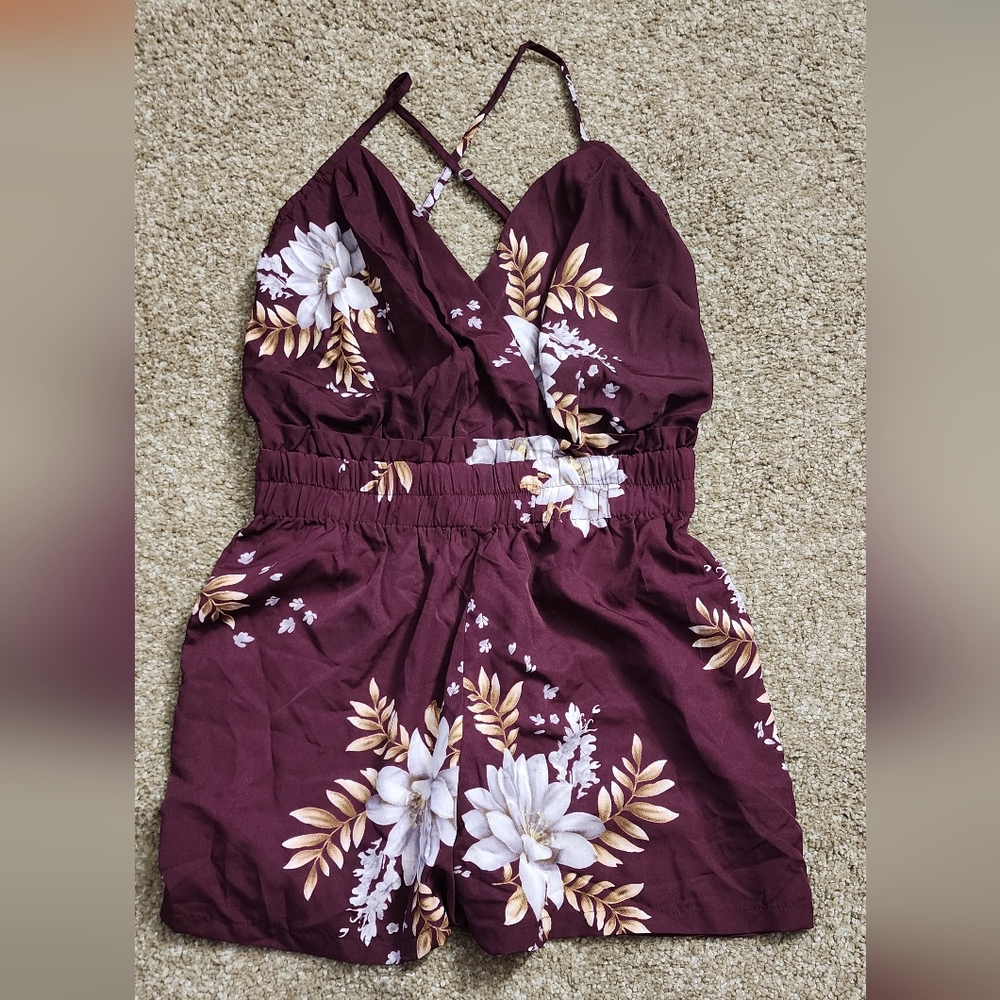 Surplice criss-cross open back romper